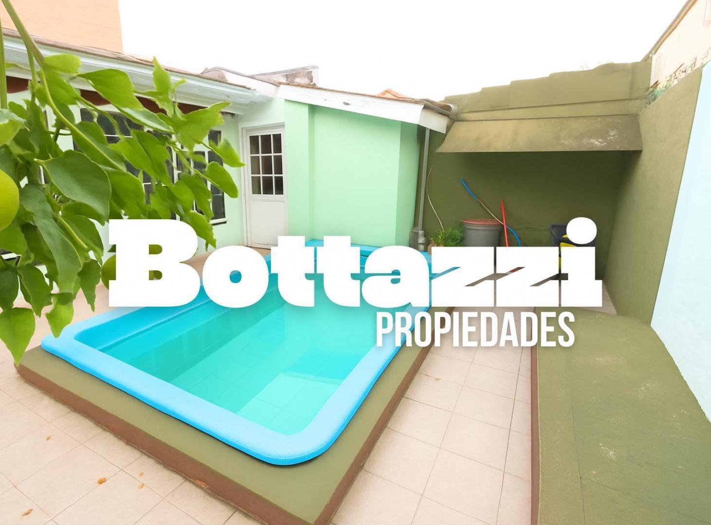 Excelente Dúplex de 4 ambientes con patio y piscina