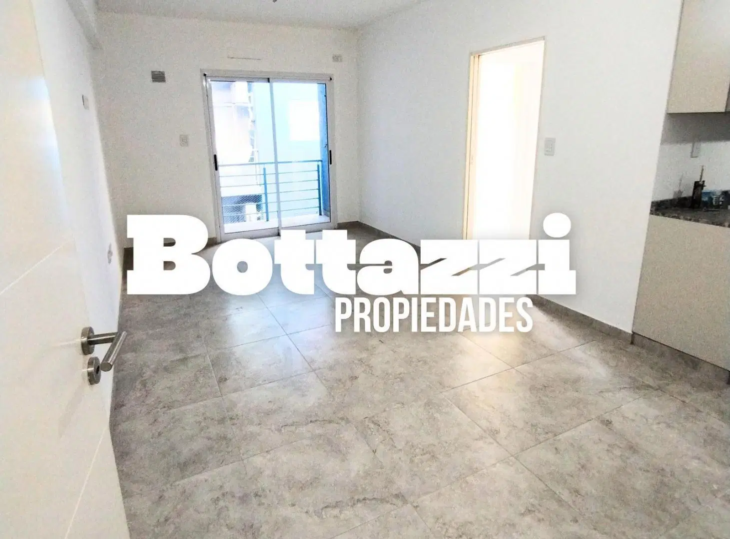 Excelente 2 ambientes a estrenar en el centro de Lomas de Zamora 1