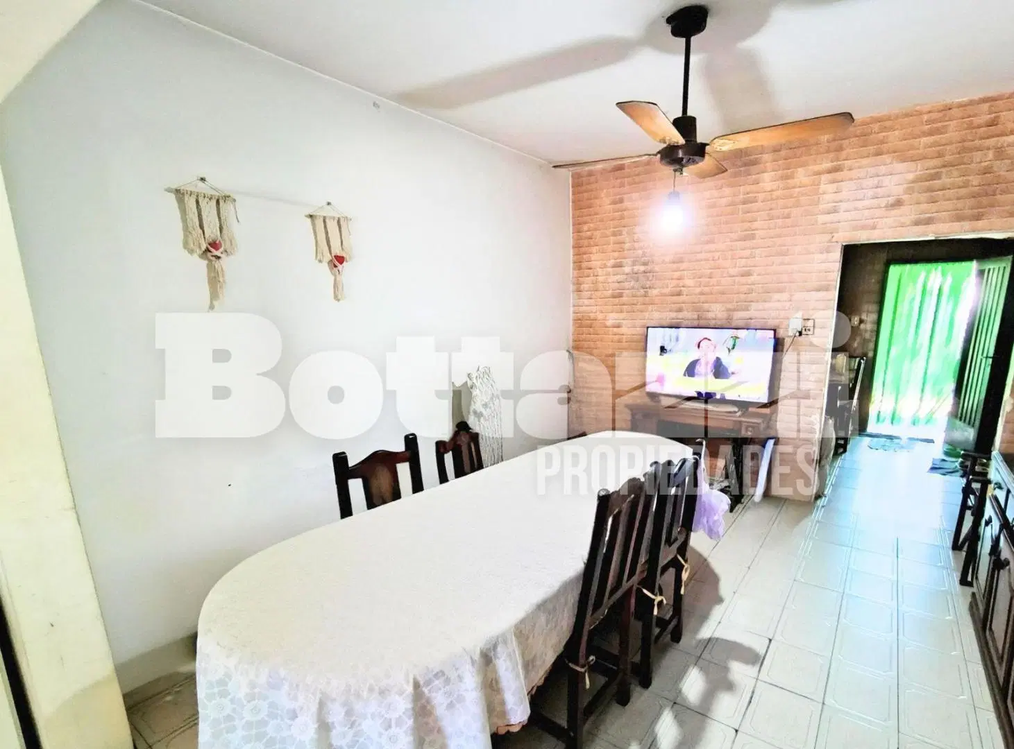 VENTA EN BLOCK Casa 3 ambientes más departamento en planta alta 1
