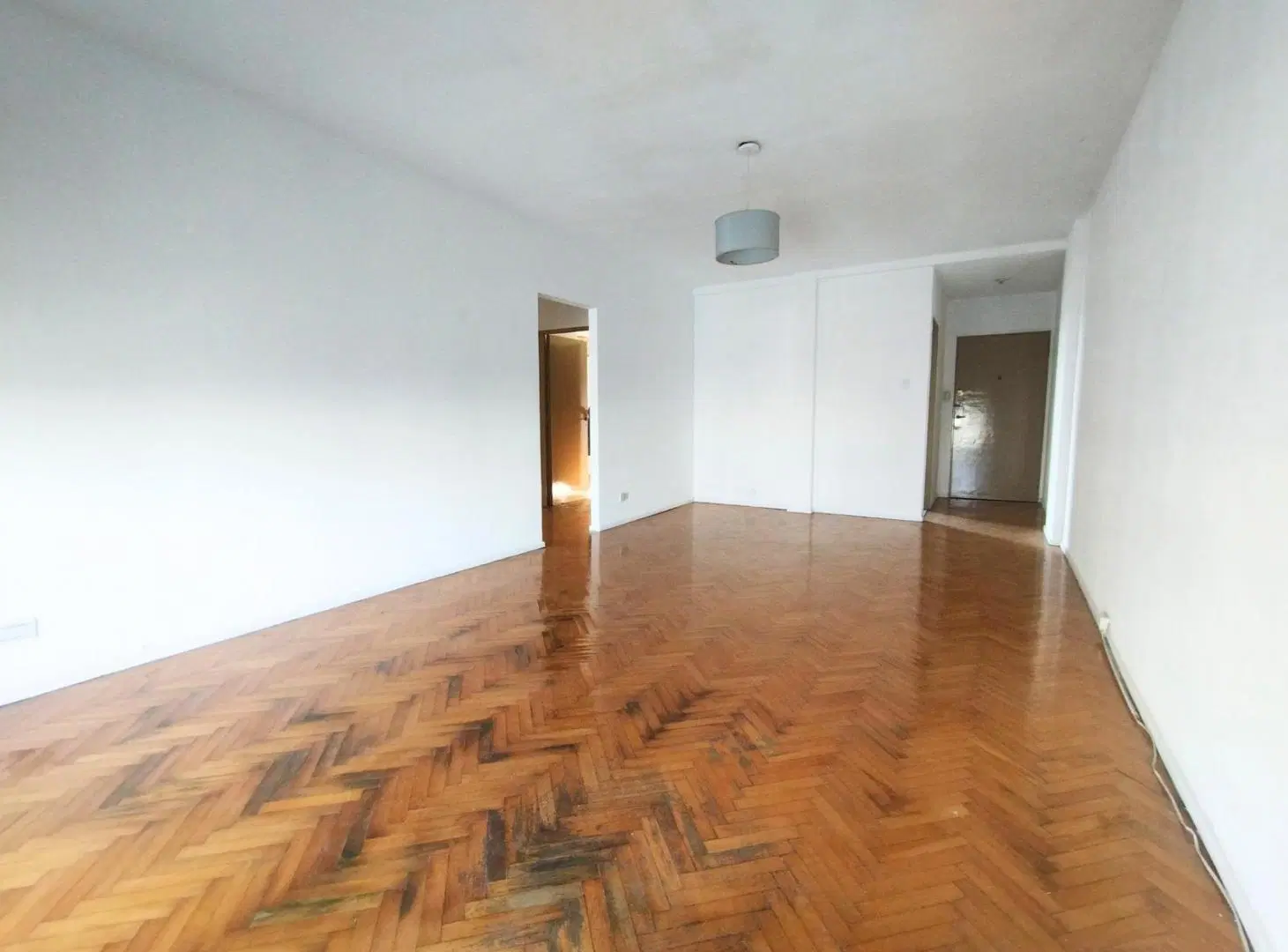 Hermoso y amplio departamento 4 ambientes en excelente zona 5