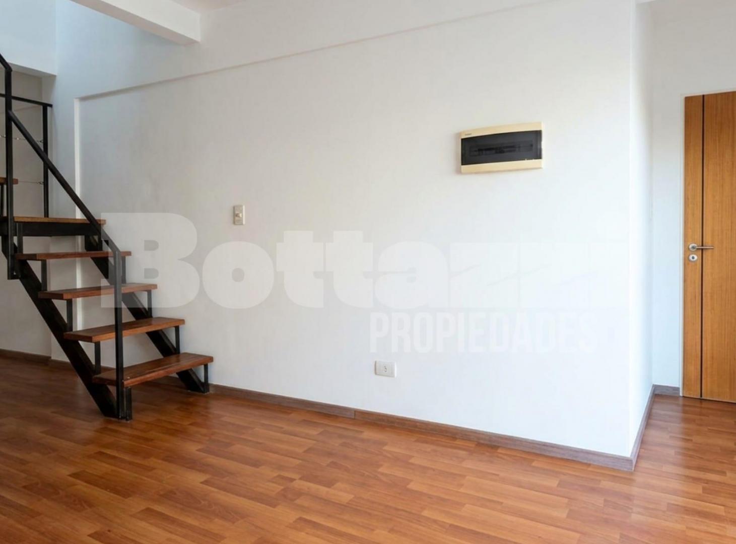 Foto de Excelente departamento 2 ambientes con cochera y terraza propia con, imagen 4