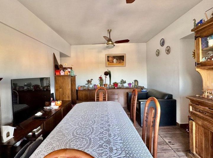DEPARTAMENTO VENTA 4 AMBIENTES LAVADERO COGHLAN 5