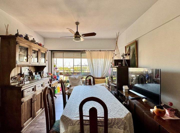 DEPARTAMENTO VENTA 4 AMBIENTES LAVADERO COGHLAN 2