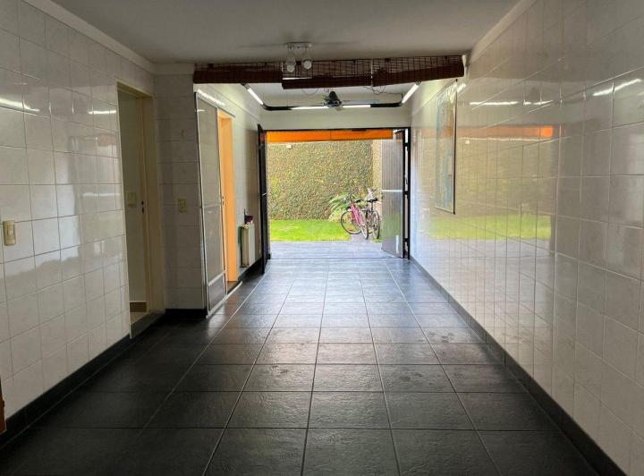 VENTA CASA 6 AMBIENTES PARQUE PILETA CON COCHERA 2