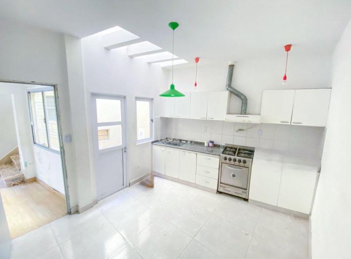VENTA CASA PARQUE PATRICIOS TERRAZA COCHERA PATIO 2