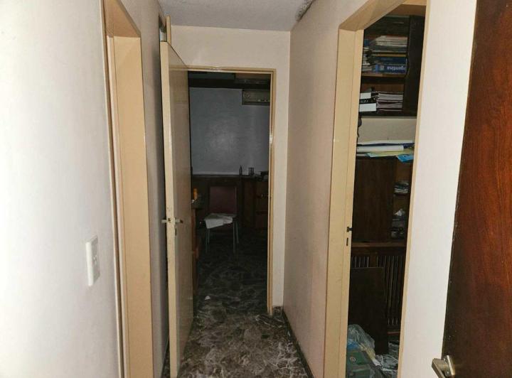 CASA 6 AMBIENTES SAN MARTIN A RECICLAR 4