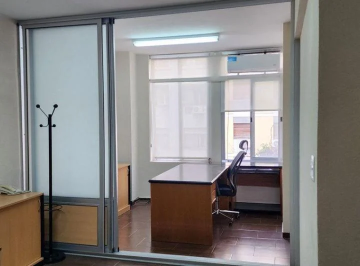 ALQUILER OFICINA EN TRIBUNALES 1