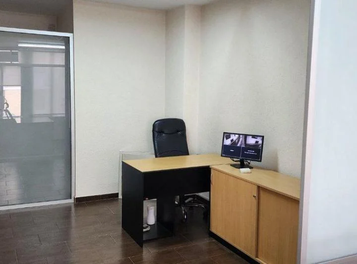 ALQUILER OFICINA EN TRIBUNALES 2