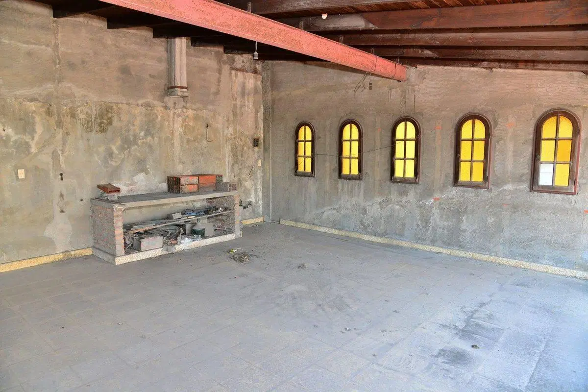 CASA 5 AMBIENTES COCHERA LOCAL AVELLANEDA 3