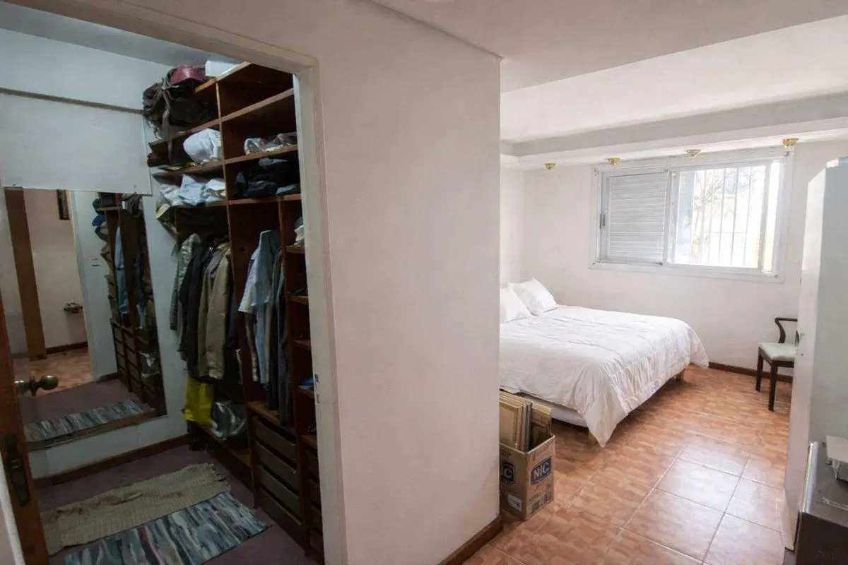 CASA 5 AMBIENTES  DEPENDENCIA  JARDIN  COCHERA 3