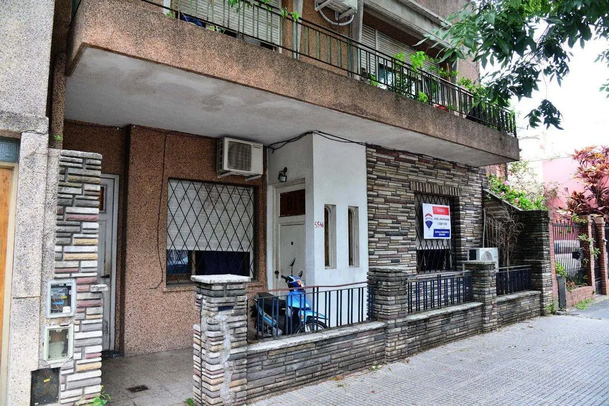CASA 5 AMBIENTES  PARQUE DEVOTO OPORTUNIDAD 2
