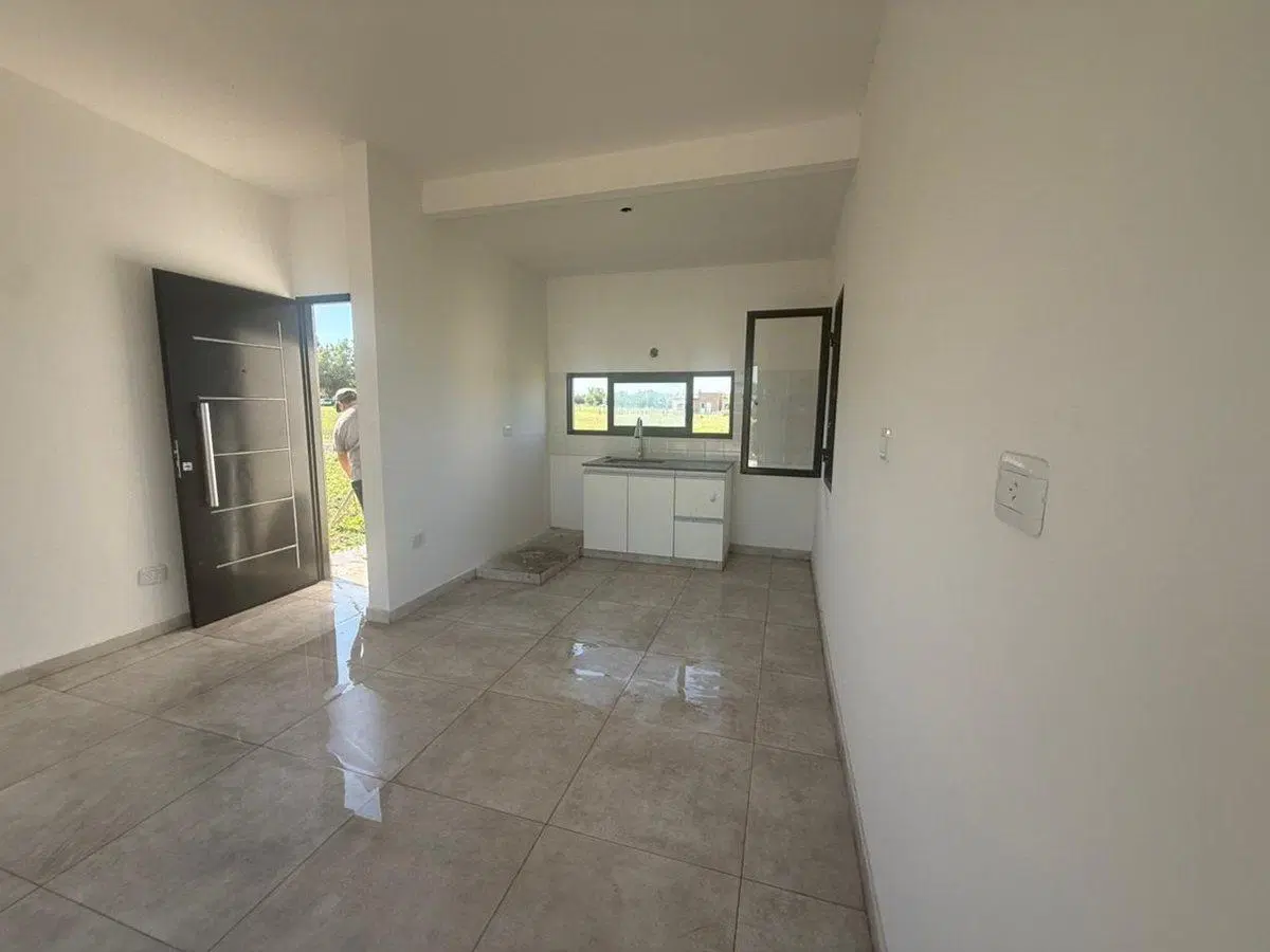 VENTA CASA EN MERLO 3 AMBIENTES  SE FINANCIA 3