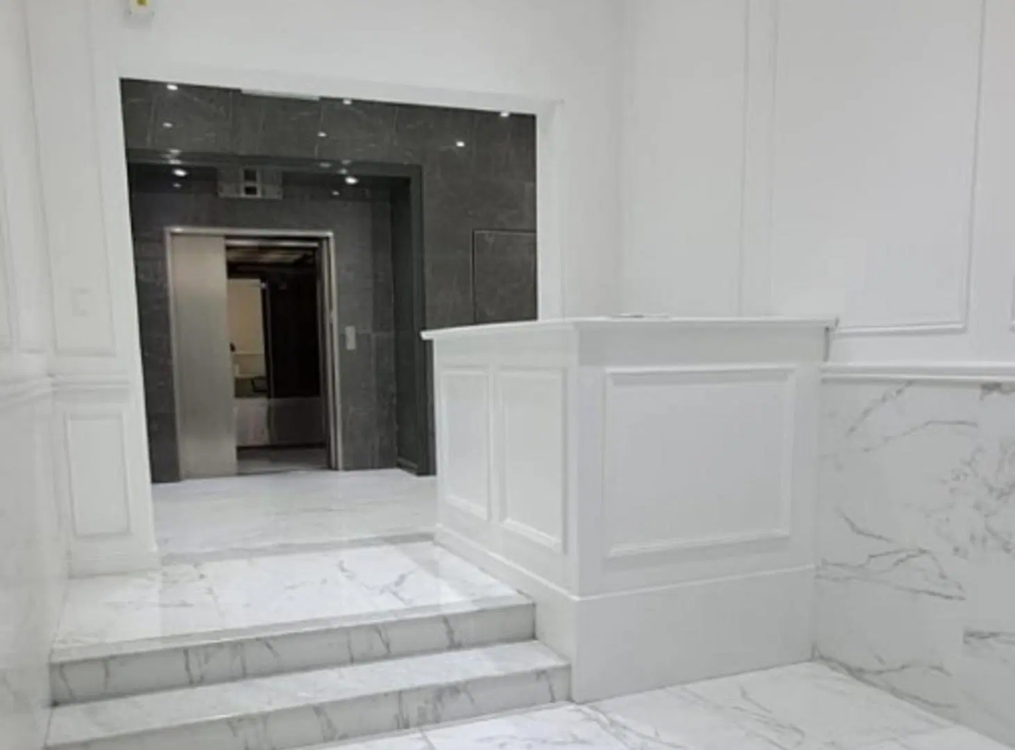 ALQUILER 305 METROS DE OFICINA PISO 2 MICROCENTRO 2