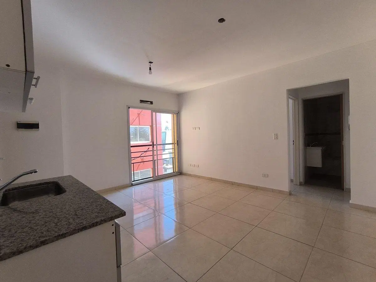 DEPARTAMENTO 2 AMBIENTES COCHERA 2