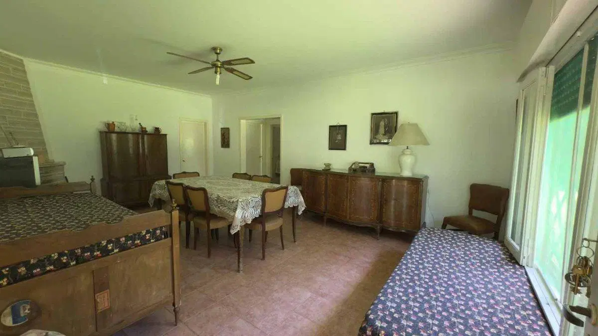 CASA QUINTA EN VENTA 3 AMBIENTES PILETA PARQUE 5