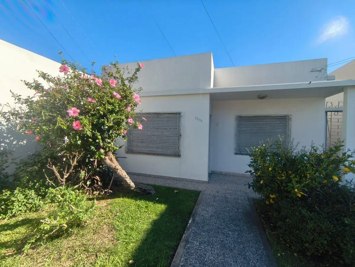 CASA 3 AMBIENTES JARDIN APTO CREDITO ALDO BONZI 5