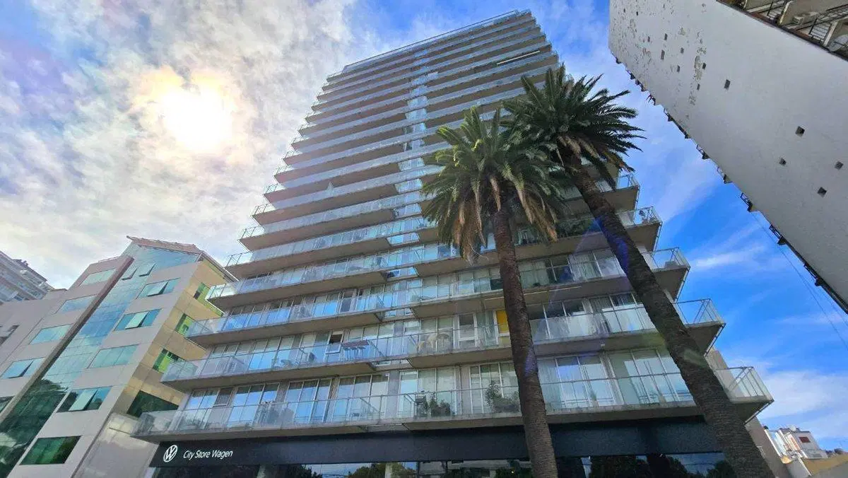 VENTA 2 AMBIENTES COCHERA BAULERA TORRE AWWA 2