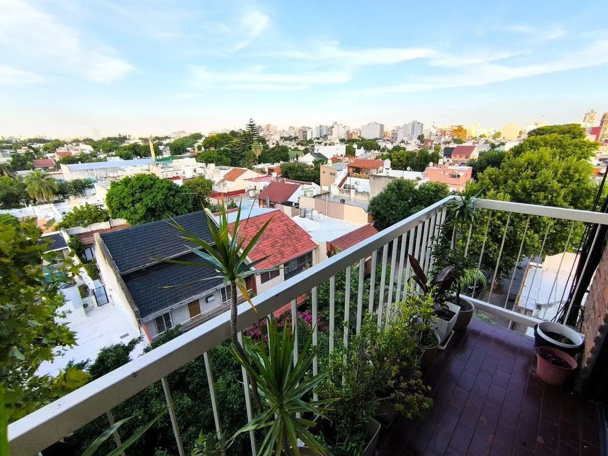 MONOAMBIENTE CON BALCON MONTE CASTRO 3