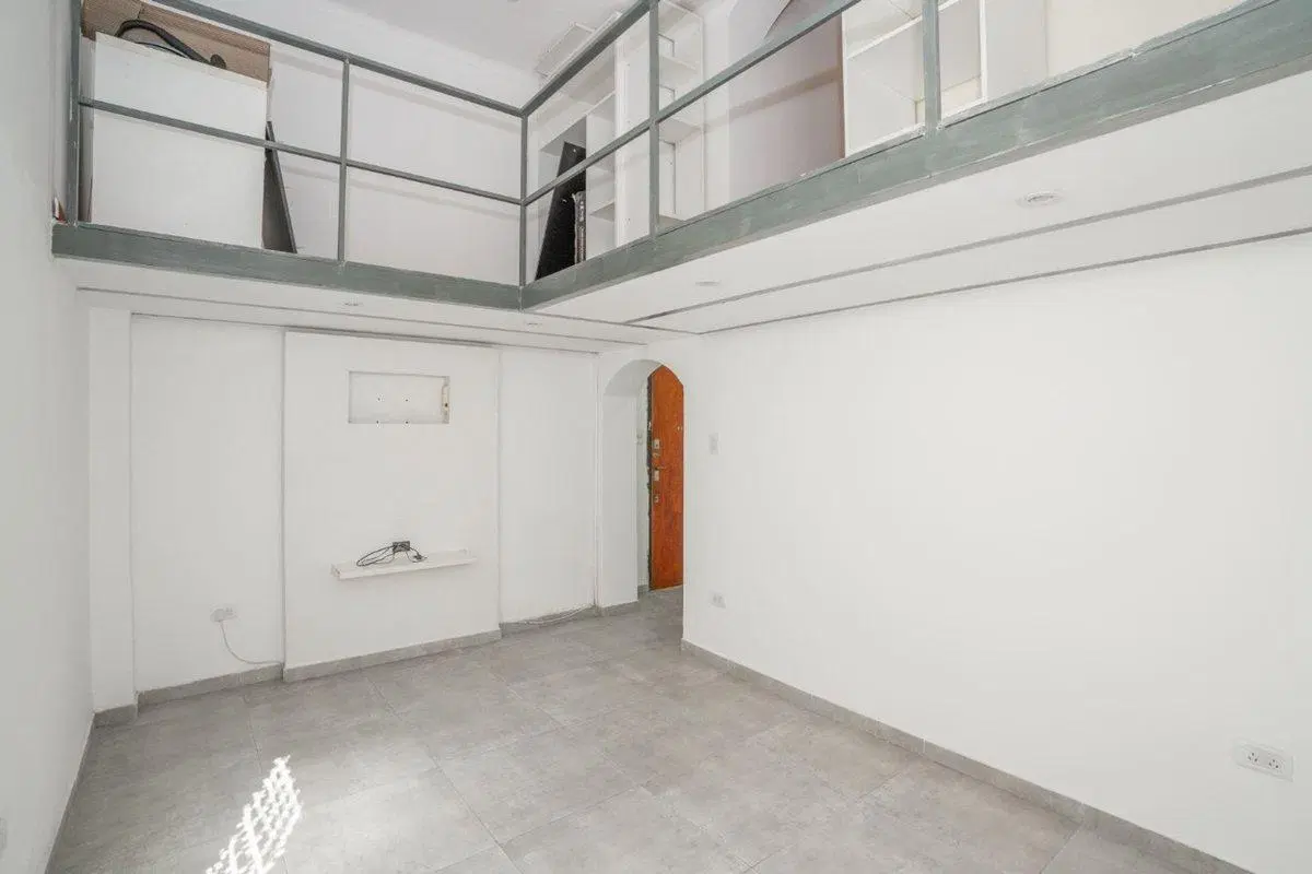 VENTA PH PLANTA BAJA PATIO SAN TELMO 2 AMBIENTES 5