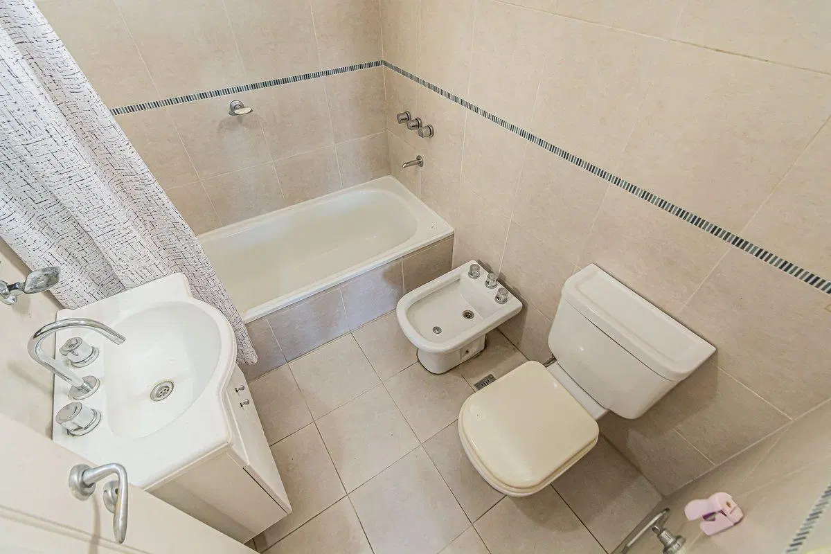 DEPARTAMENTO MONOAMBIENTE BALCÓN EN SANTOS LUGARES 3