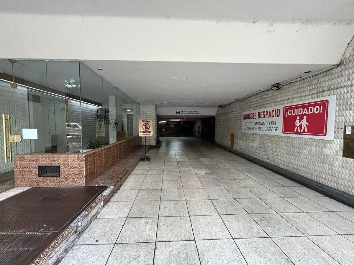 VENTA COCHERA CUBIERTA  BALVANERA 5