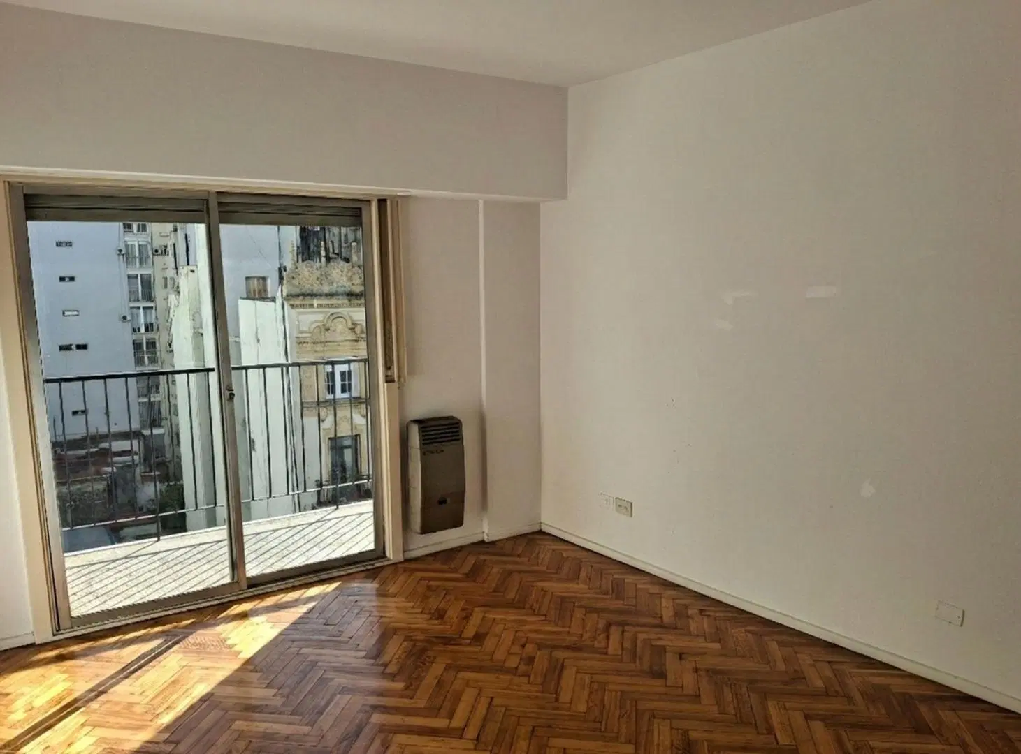 3 AMBIENTES SAN CRISTOBAL BALCON APTO CREDITO 5