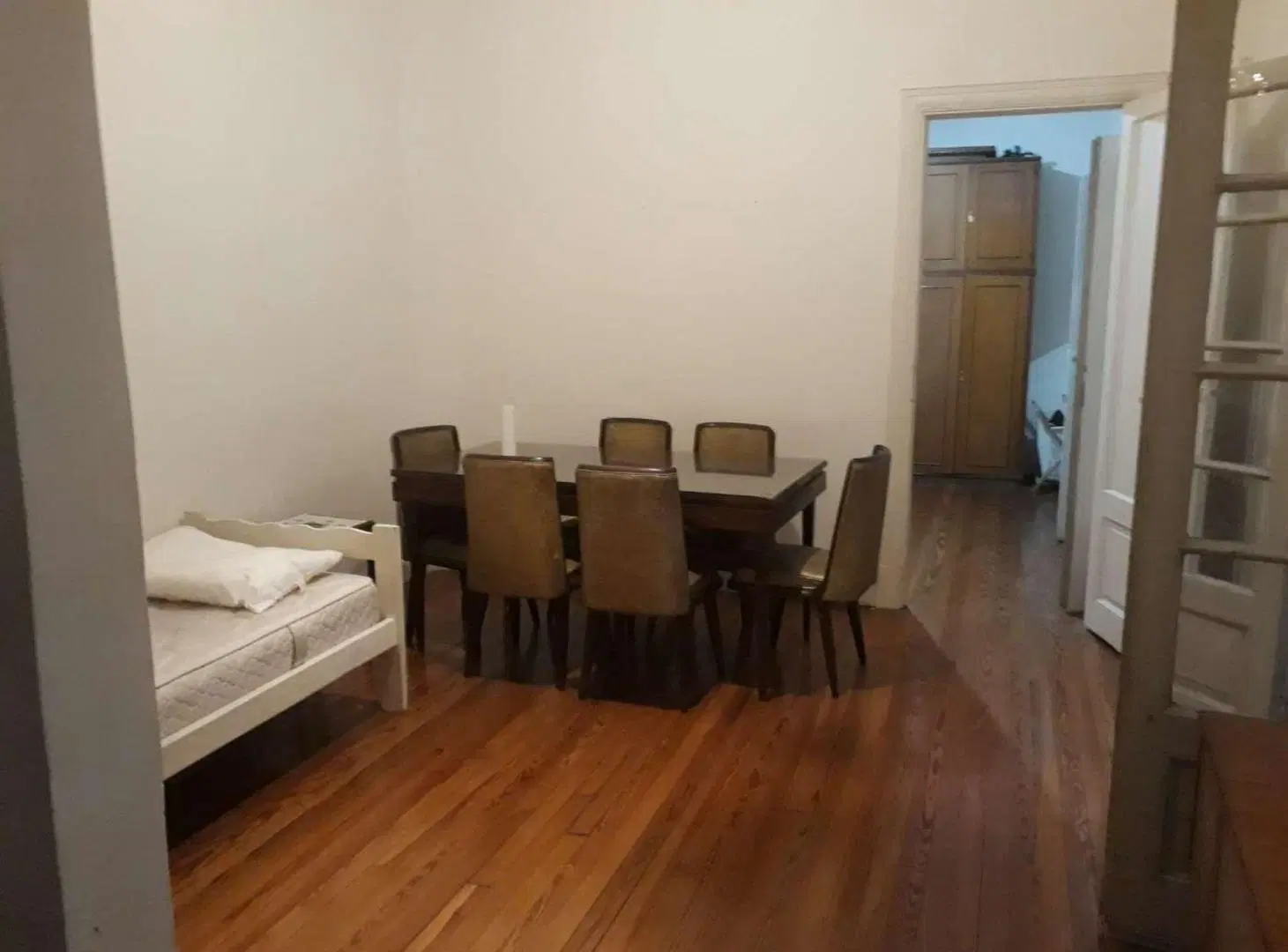 DEPARTAMENTO 2 AMBIENTES MAS ESCRITORIO MONSERRAT 3