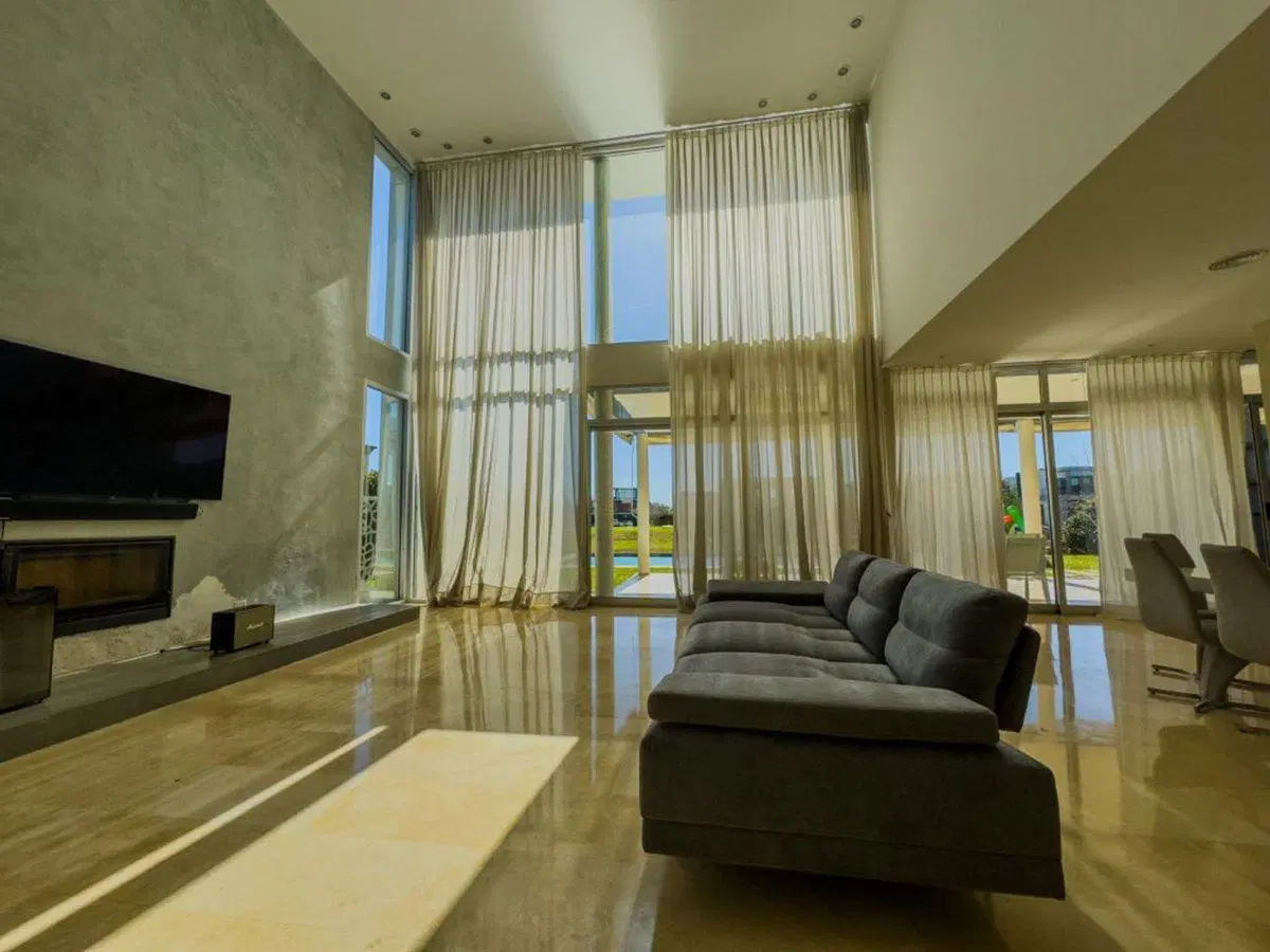 VENTA CASA 6 AMBIENTES AMARRA EL YACHT NORDELTA 3