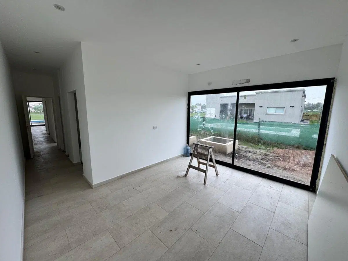 CASA EN CONSTRUCCION BARRIO EL ENSUEÑO 200 METROS 4