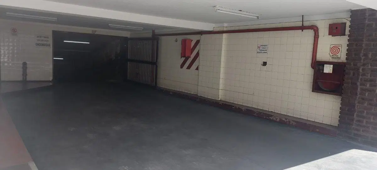 VENTA COCHERA FIJA CUBIERTA SAN NICOLAS 3