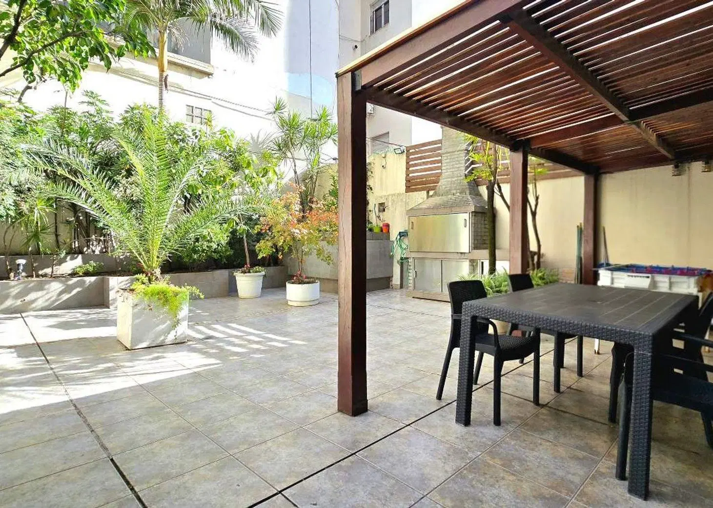 3 AMBIENTES PATIO PARRILLA ESPACIO GUARDACOCHES 3