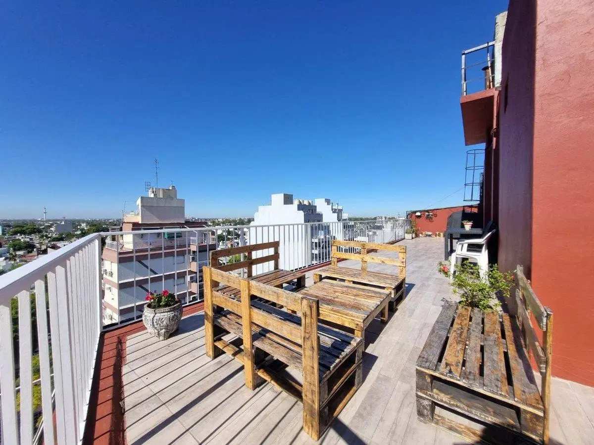 VENTA DEPARTAMENTO 2 AMBIENTES CON BALCON FLORESTA 2