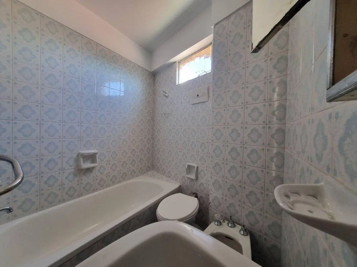 VENTA DEPARTAMENTO 2 AMBIENTES CON BALCON FLORESTA 3