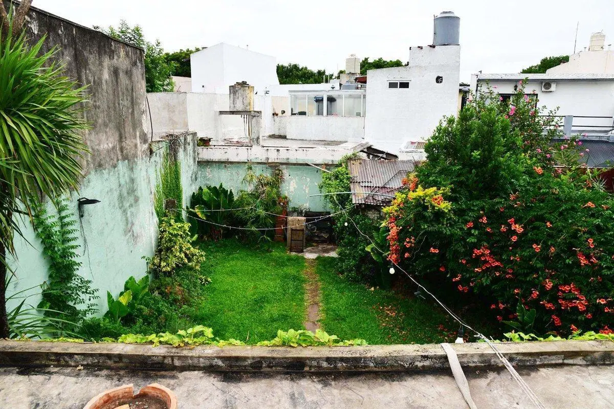 CASA 5 AMBIENTES PARQUE A RECICLAR UNICA 3