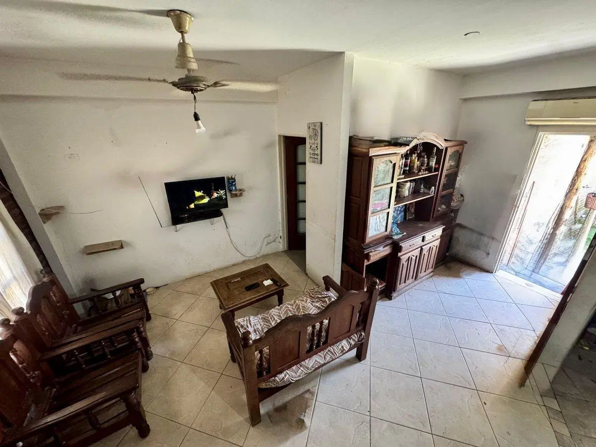 CASA 8 AMBIENTES RENTA ISIDRO CASANOVA 4