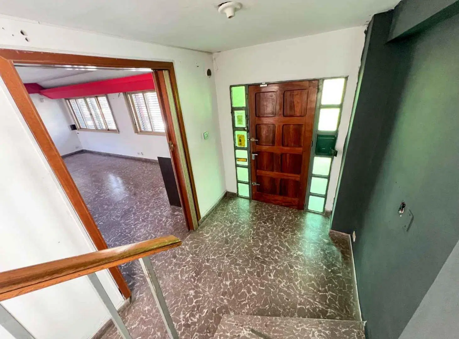 VENTA LOCAL CON VIVIENDA BARRIO AGUERO MORON 3