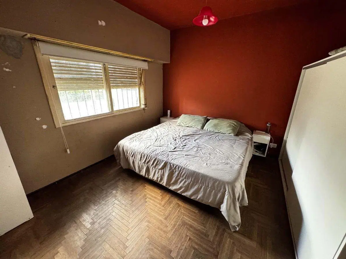 VENTA CASA 4 AMBIENTES MORON COCHERA JARDIN 3
