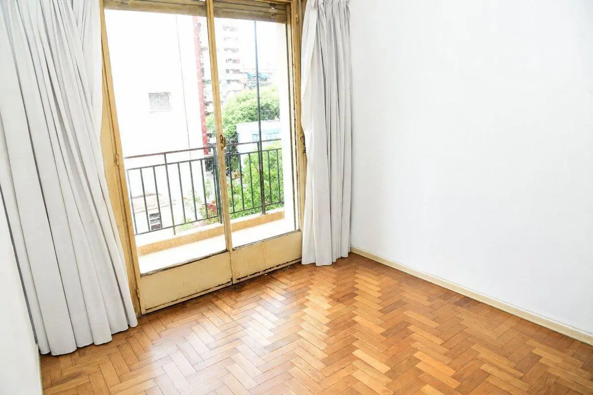 3 AMBIENTES MAS DEPENDENCIA Y BALCON 3