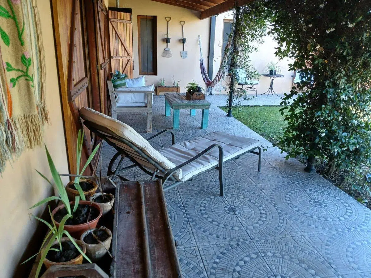 CASA 4 AMBIENTES BARRIO LA CECILIA APTO CREDITO 2