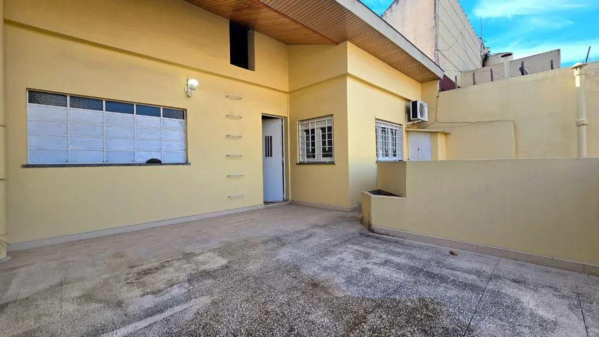 LOTE CON CASA  DE 8.66 X 31 VERSAILLES 5