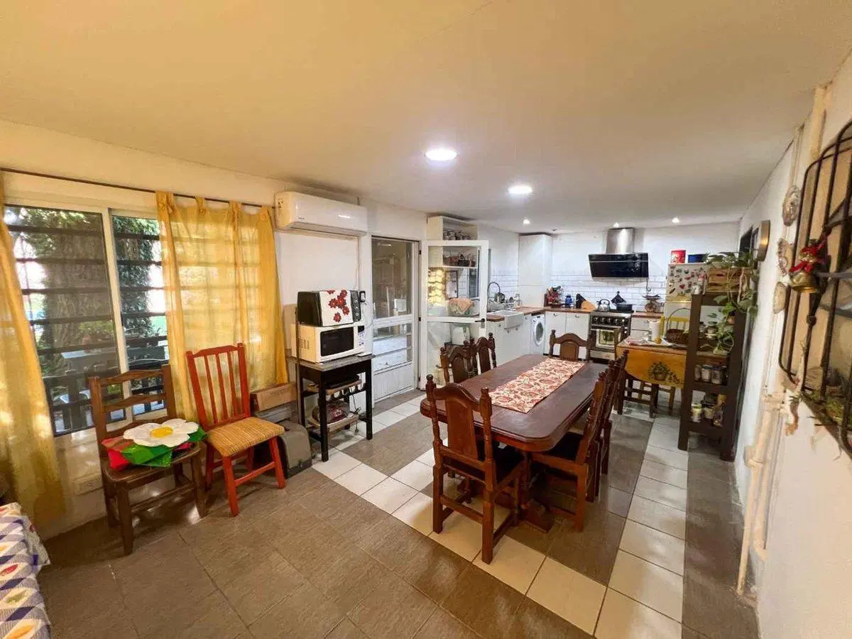VENTA CASA 3 AMBIENTES JARDIN PILETA DOMSELAAR 5