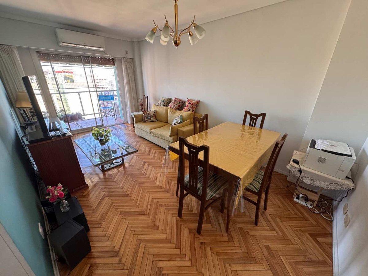 Foto de VENTA DEPARTAMENTO 3 AMBIENTES FLORES BALCON, imagen 2