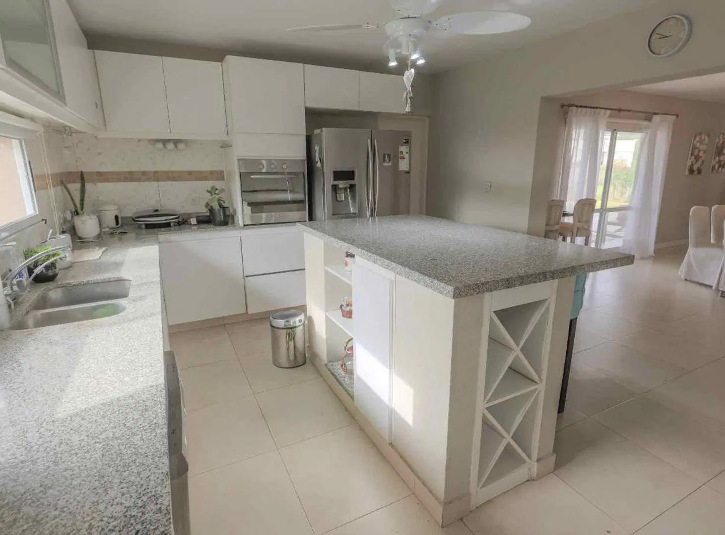 CASA HARAS SANTA MARÍA  IMPECABLE EN CU DE SAC 2