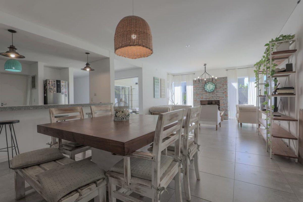 CASA 5 AMBIENTES EN 1 PLANTA EN HARAS SANTA MARIA