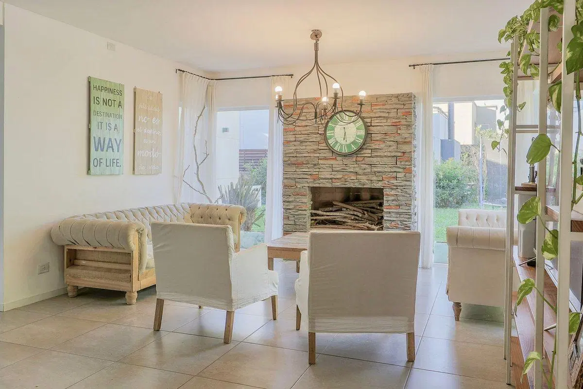 CASA 5 AMBIENTES EN 1 PLANTA EN HARAS SANTA MARIA 4
