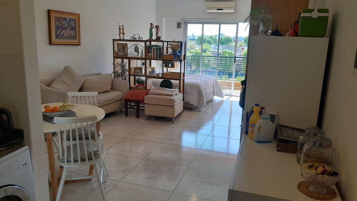 Foto de VENTA MONOAMBIENTE DIVISIBLE BALCON AL FRENTE, imagen 2