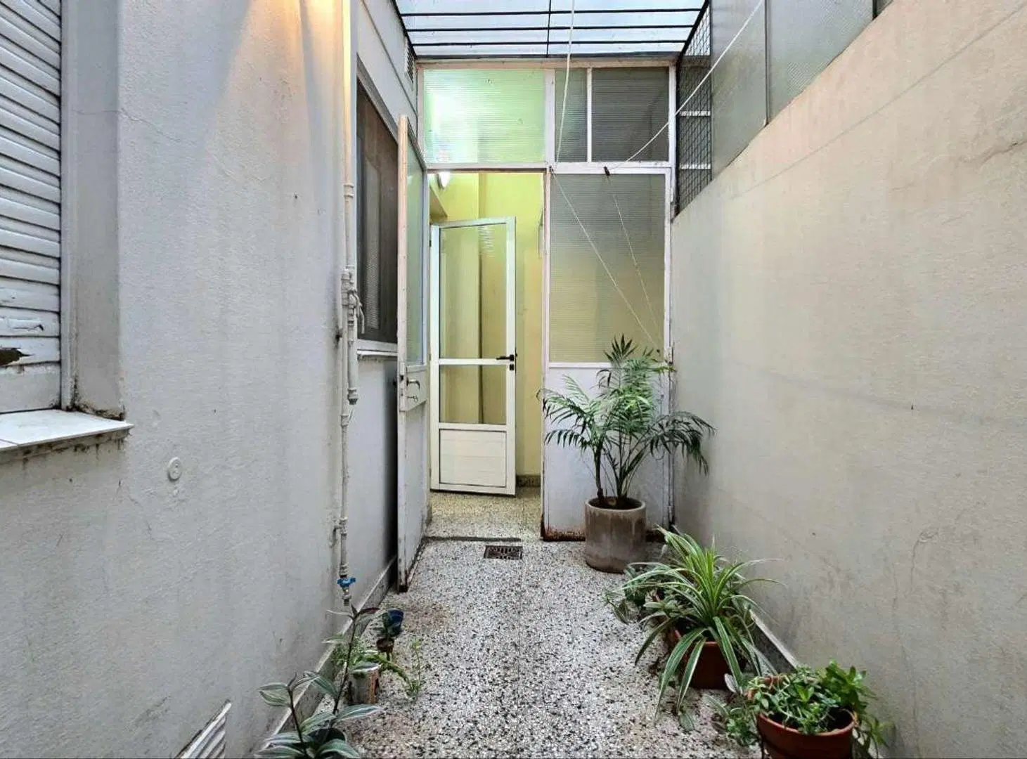 PH 3 AMBIENTES DEVOTO PLANTA BAJA CON PATIO 3