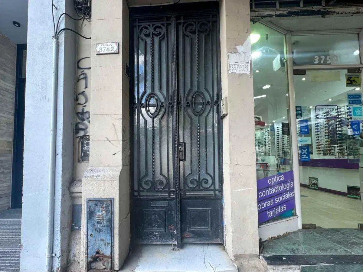 VENTA DE LOCAL EN NUÑEZ MAS DEPARTAMENTO 5