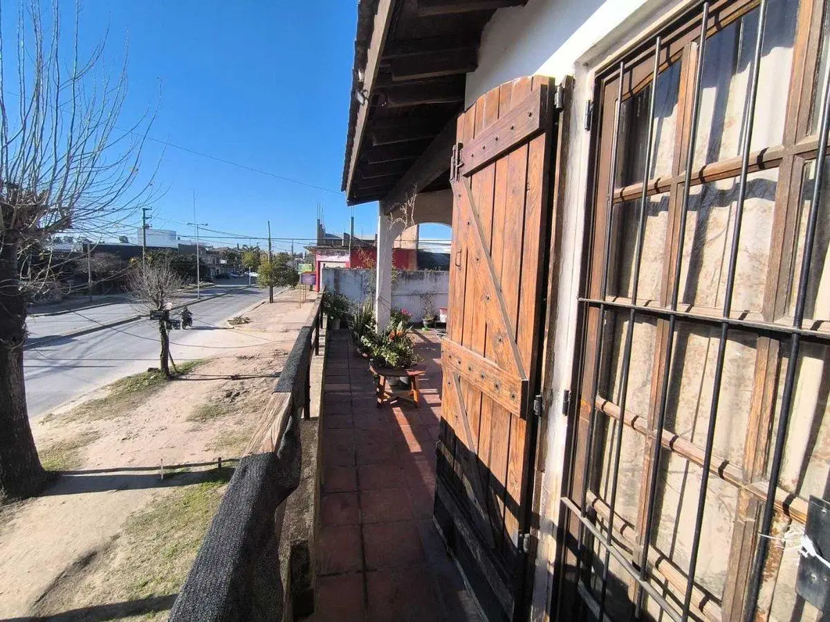 CASA MULTIFUNCIONAL LOCALES BALCON PARQUE 4