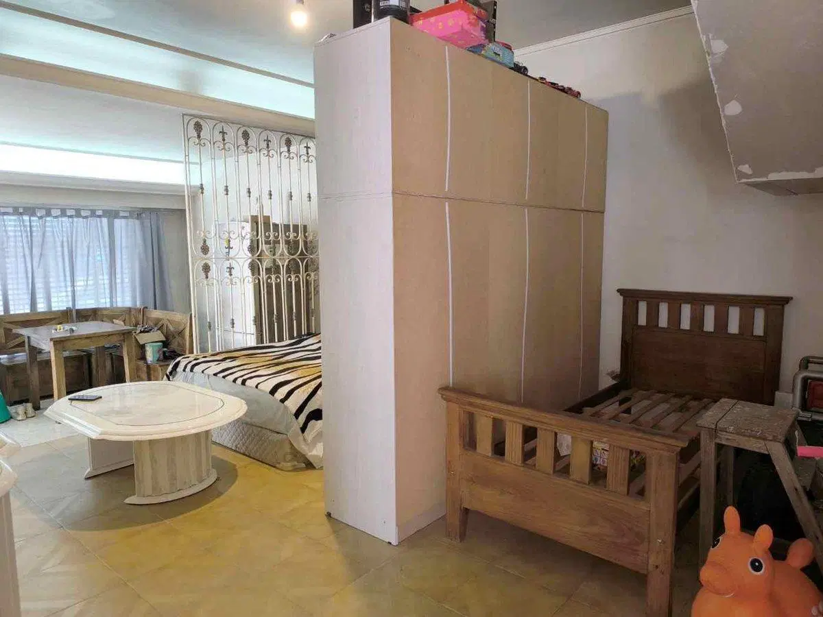 VENTA CASA 4 AMBIENTES MULTIFAMILIAR COCHERA 3